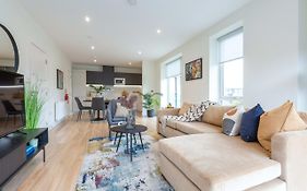 Luxury Spacious Central Apartment By Blu Atlantic