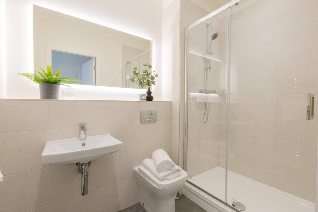 Luxury Spacious Central Apartment By Blu Atlantic Dublin Exterior photo